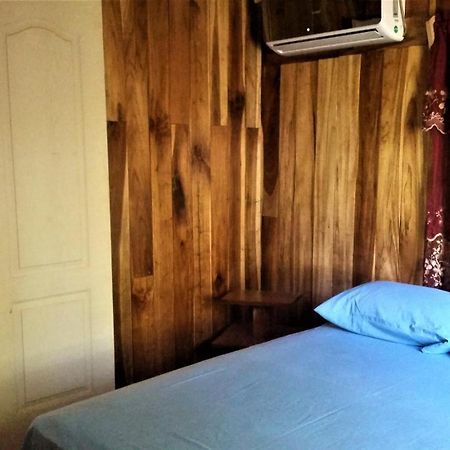El Jaguar Pansiyon Bocas Town Dış mekan fotoğraf