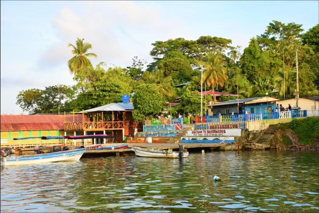 El Jaguar Pansiyon Bocas Town Dış mekan fotoğraf